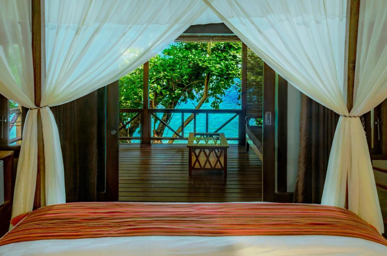 Janji Laut Resort Tanahwangko Exterior foto